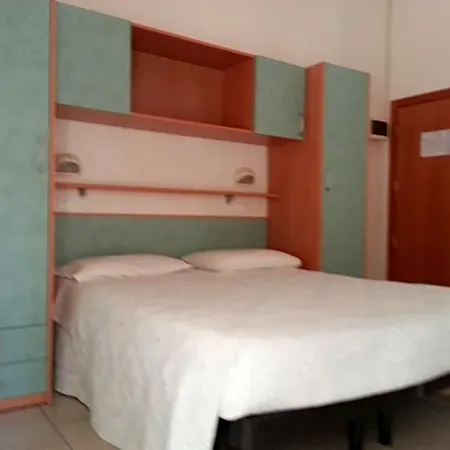 La Parigina Hotel 2*