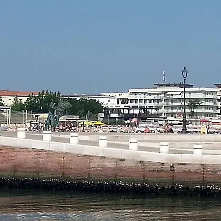 La Parigina Hotel 2*