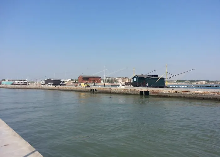 La Parigina فندق تْشيزيناتيكو